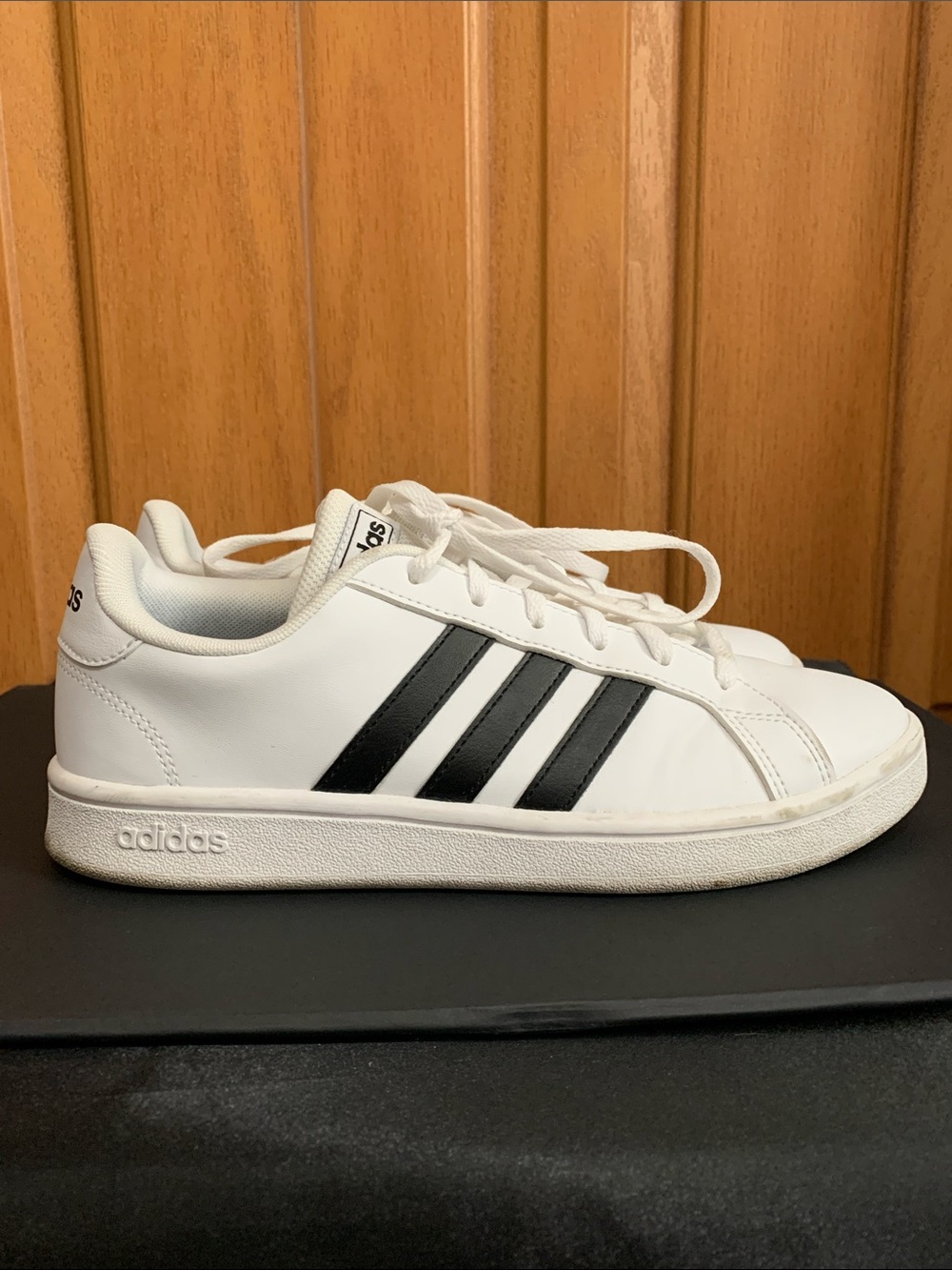 Adidas Grand Court women’s shoes size 7